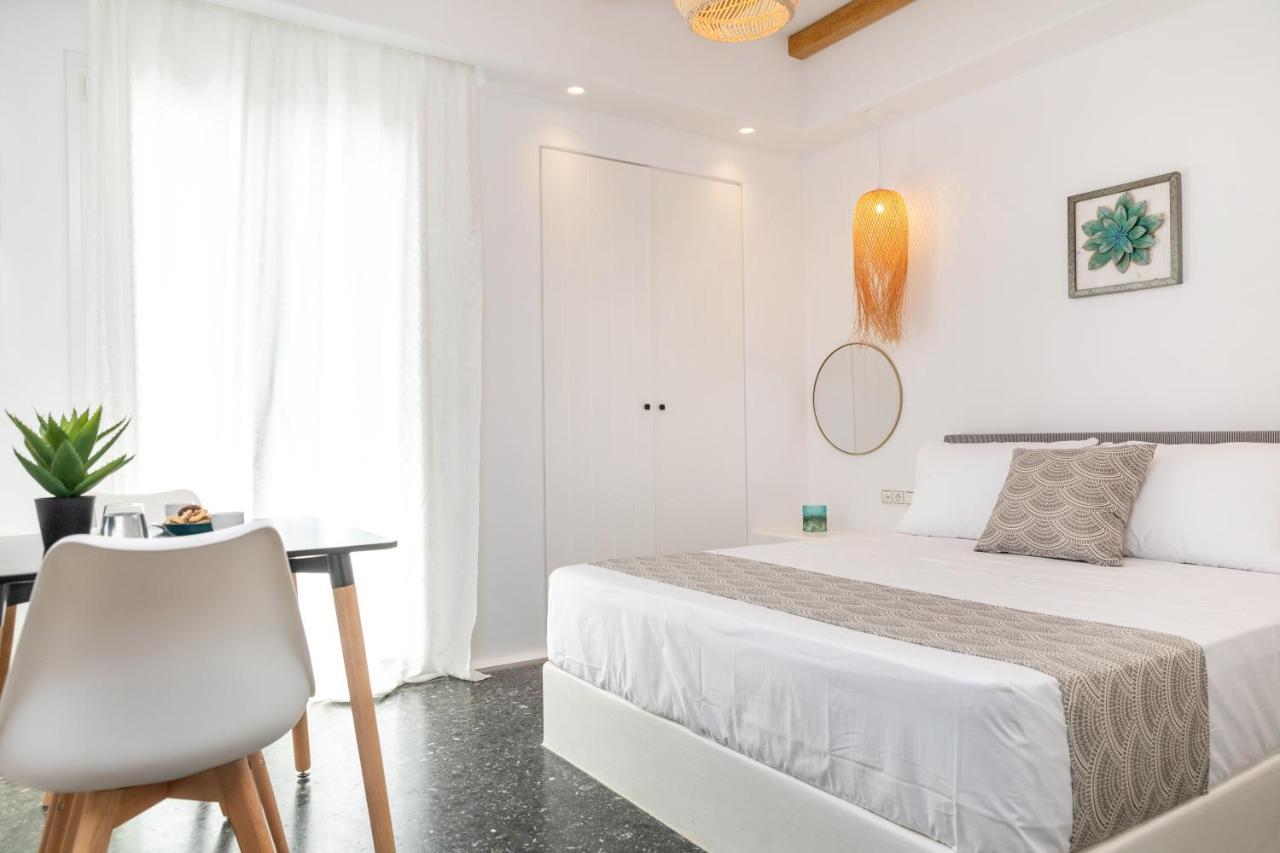 Naxos Downtown Apartments & Suites Naxos City المظهر الخارجي الصورة